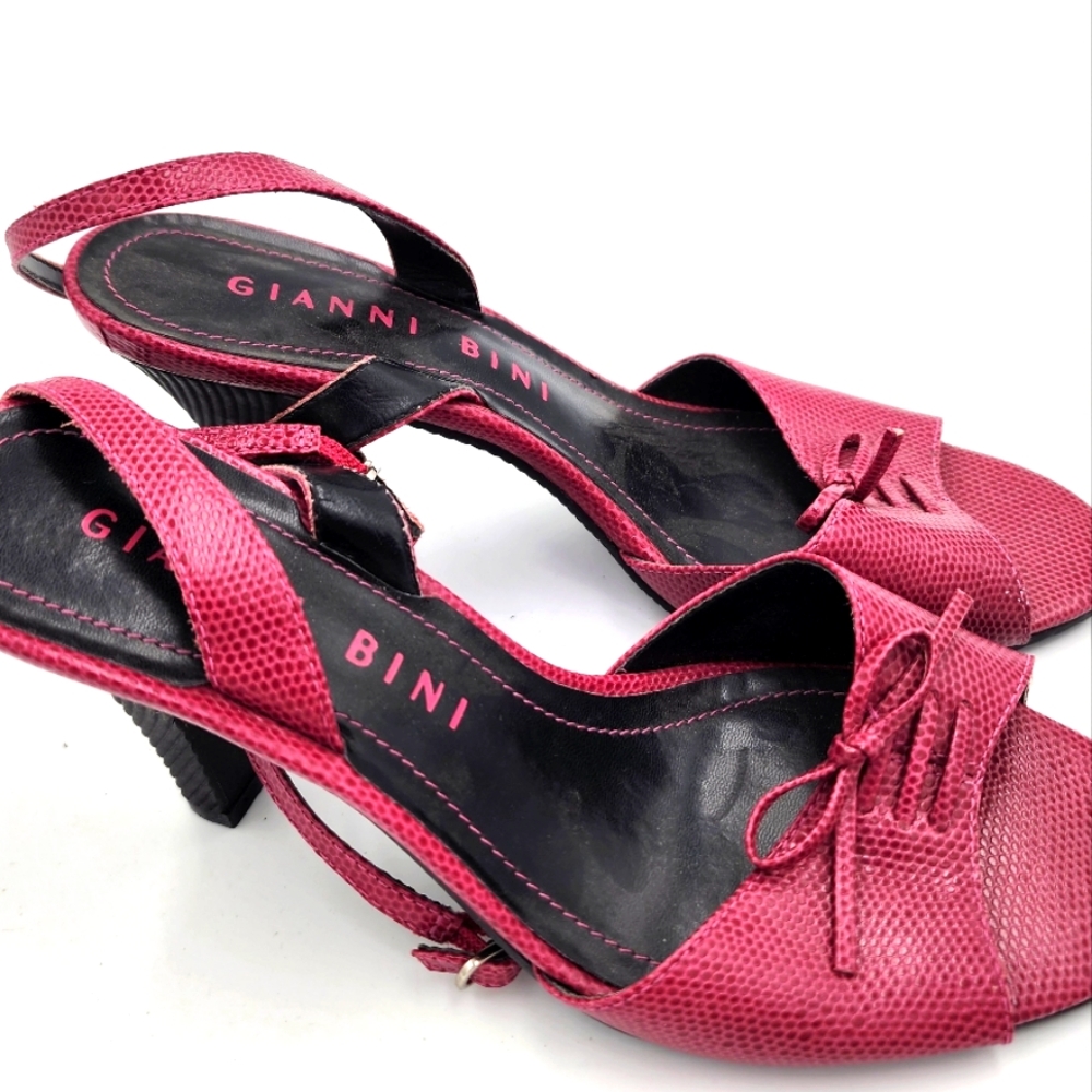NEW Pink Gianni Bini Strappy High Heel Sandals 6M